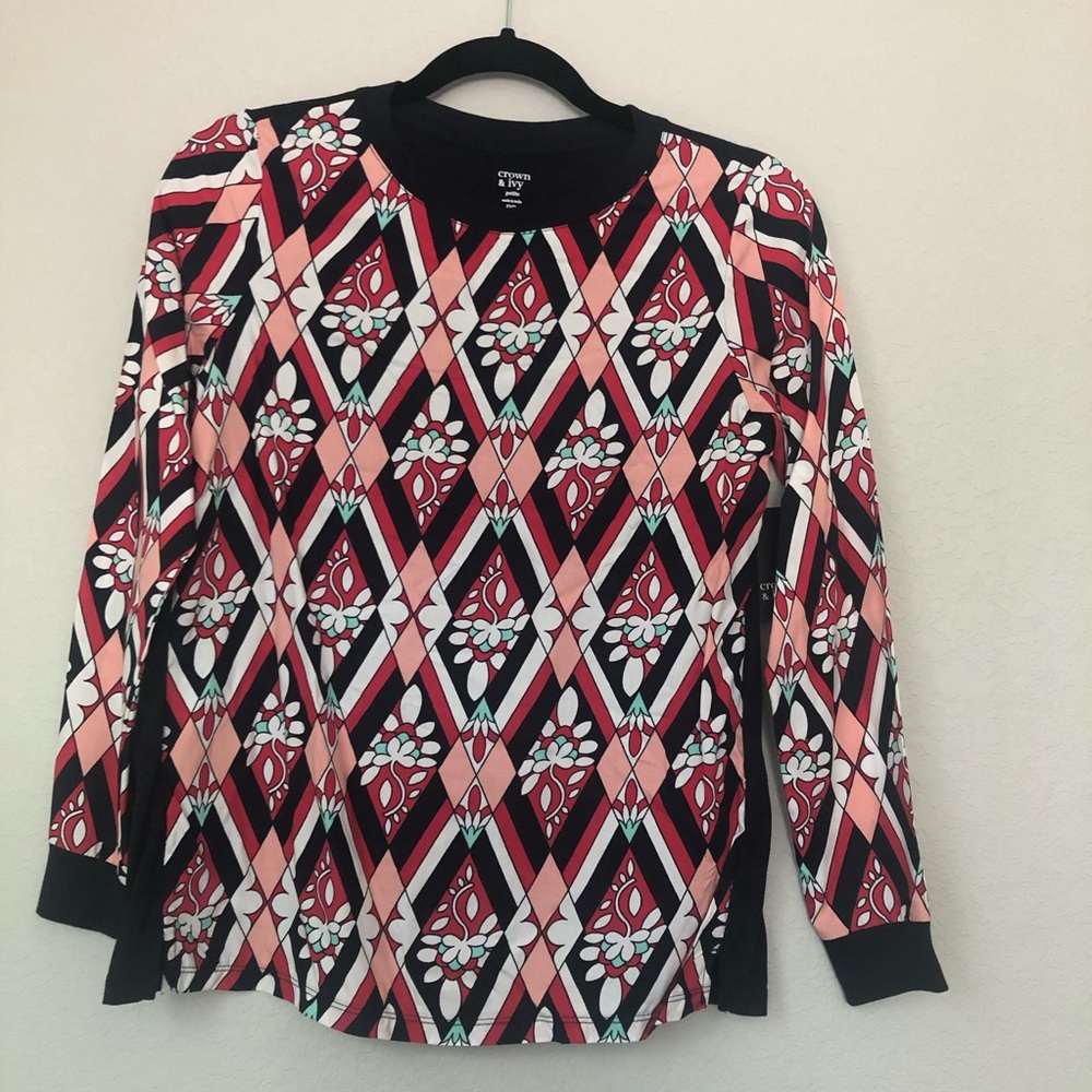 NWT Crown & ivy   Petite long sleeve Blouse